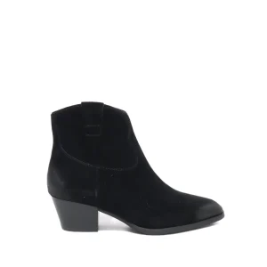 Ash Tronchetto Fame08