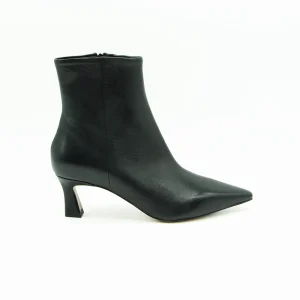 Bianca Di Stivaletto Nero