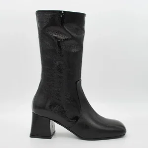 Stivale  NIKA in pelle verniciata