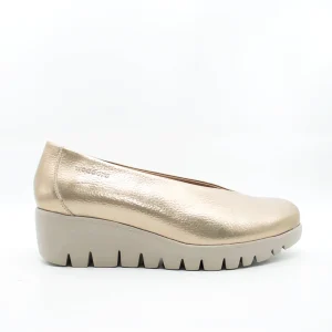 Ballerina Wonders in pelle laminata